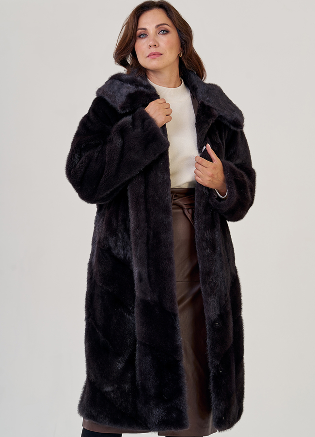 Шуба из норки силуэта баллон с капюшоном модель № 23075 универмаг малина