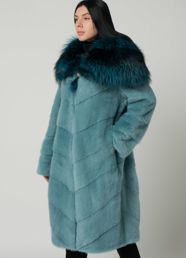 Светлая норковая шуба с капюшоном из чернобурки модель № 1602 универмаг малина