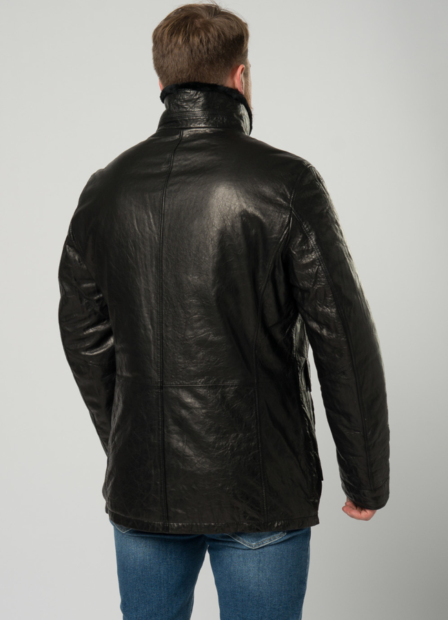 Мужской пуховик из натуральной кожи черного цвета модель № 21922 в кредит