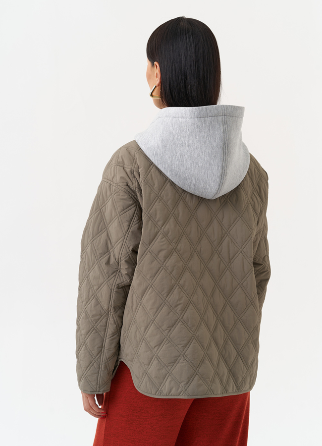 Женская куртка со съемным трикотажным капюшоном модель № 30045 в рассрочку