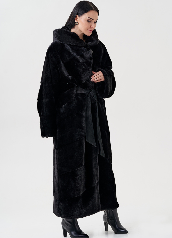 Шуба из норки с капюшоном  модель № 23987 универмаг малина