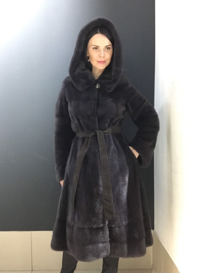 Шуба из норки с капюшоном модель № S-757 универмаг малина