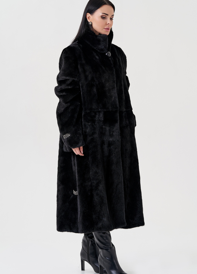 Норковая шуба черного цвета  модель № 23991 универмаг малина