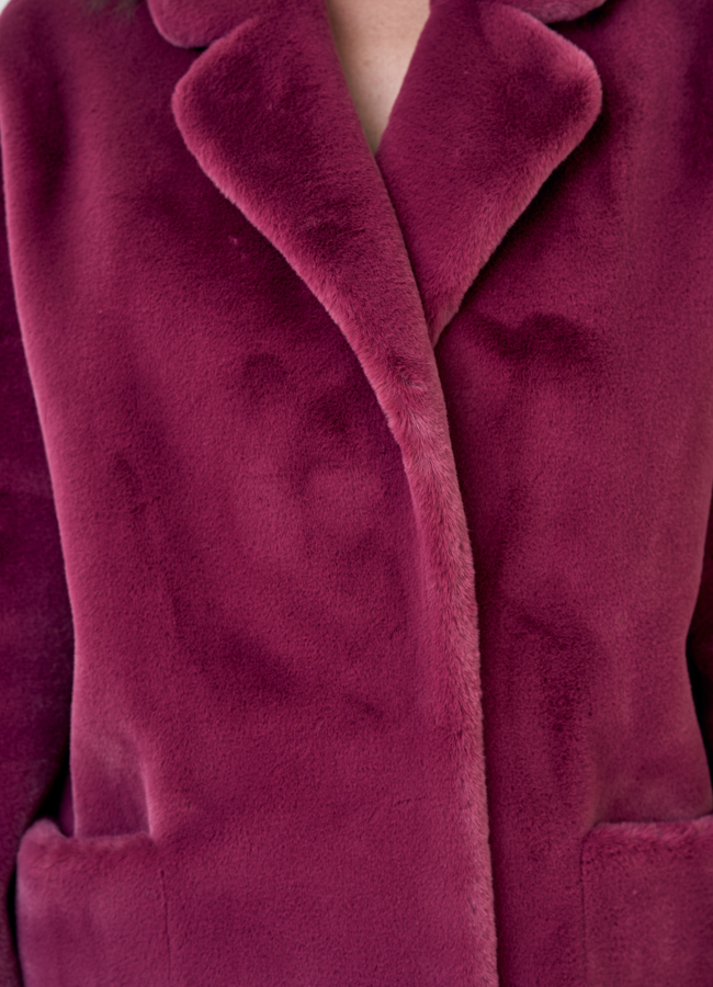 Женское пальто из искусственного меха  модель № 23188 в кредит