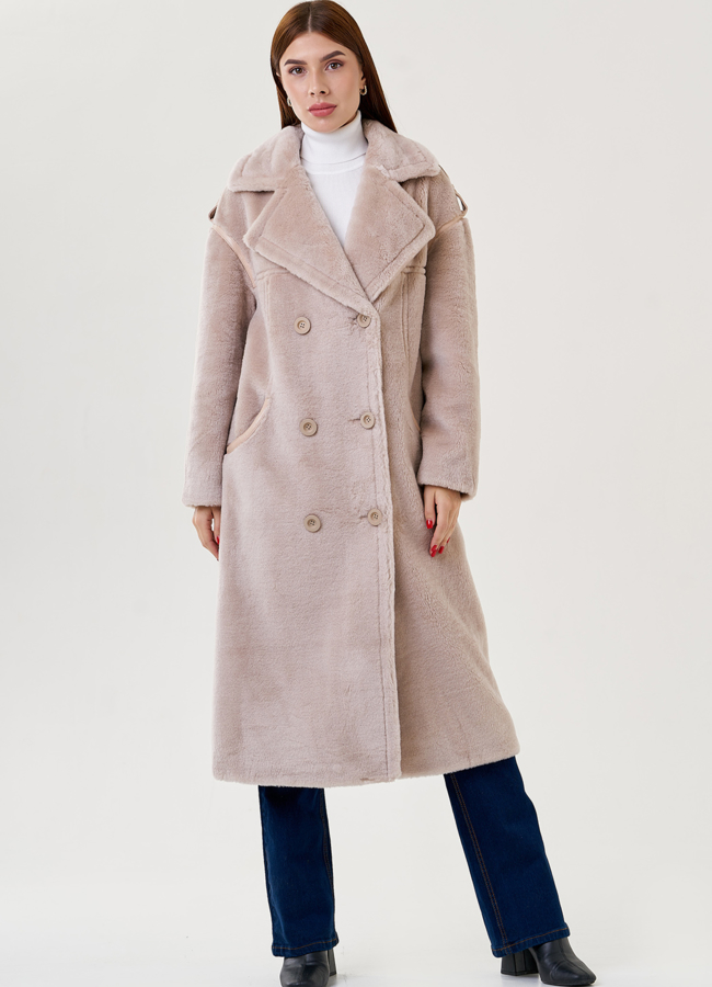 Двуботное женское пальто из эко меха с английским воротником  модель № 79321 в рассрочку