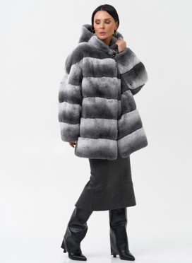 Шуба из кролика с капюшоном Шуба из кролика с капюшоном