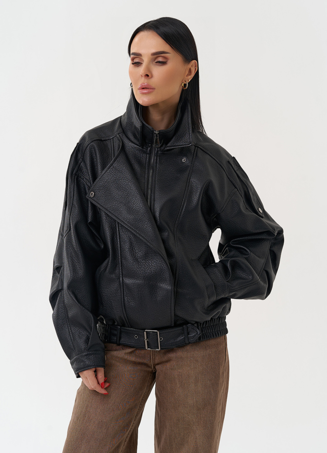 Куртка бомбер из эко кожи черного цвета модель № 30445 меха малина