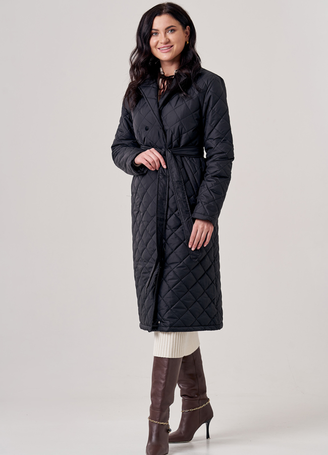 Плащ женский черного цвета модель № 1108 в рассрочку