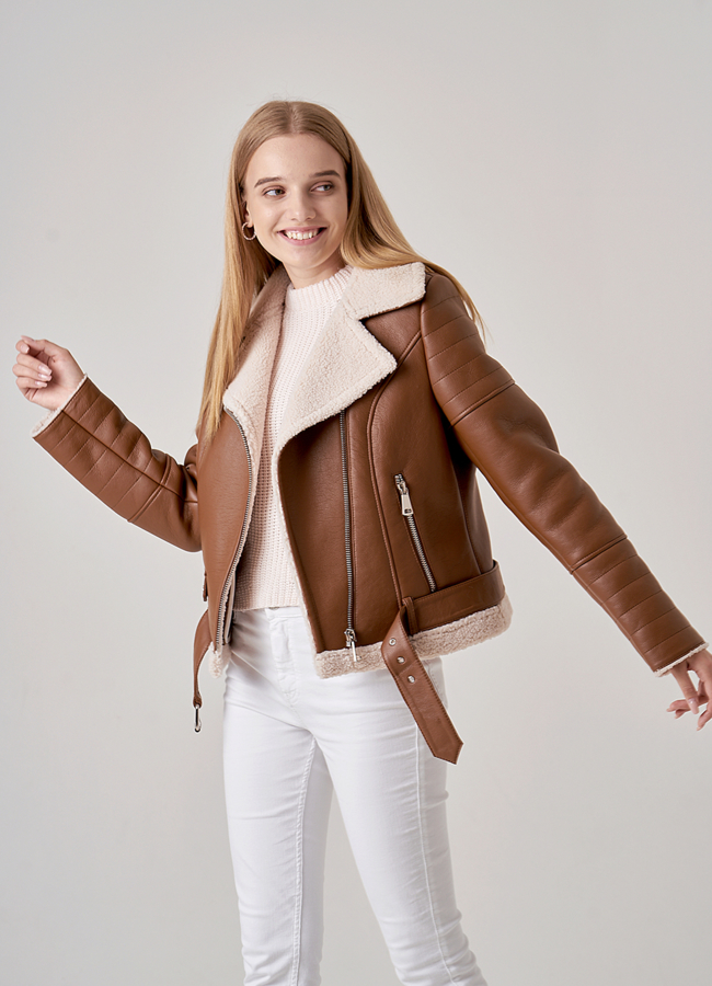 Дубленка из эко меха коричневого цвета модель № 1966 универмаг малина