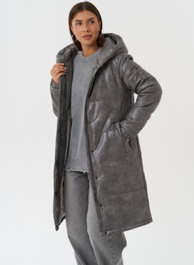 Пуховик из эко кожи с капюшоном