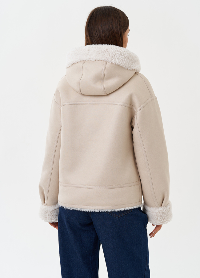 Двухсторонняя дубленка из эко кожи с капюшоном модель № 28653 универмаг малина