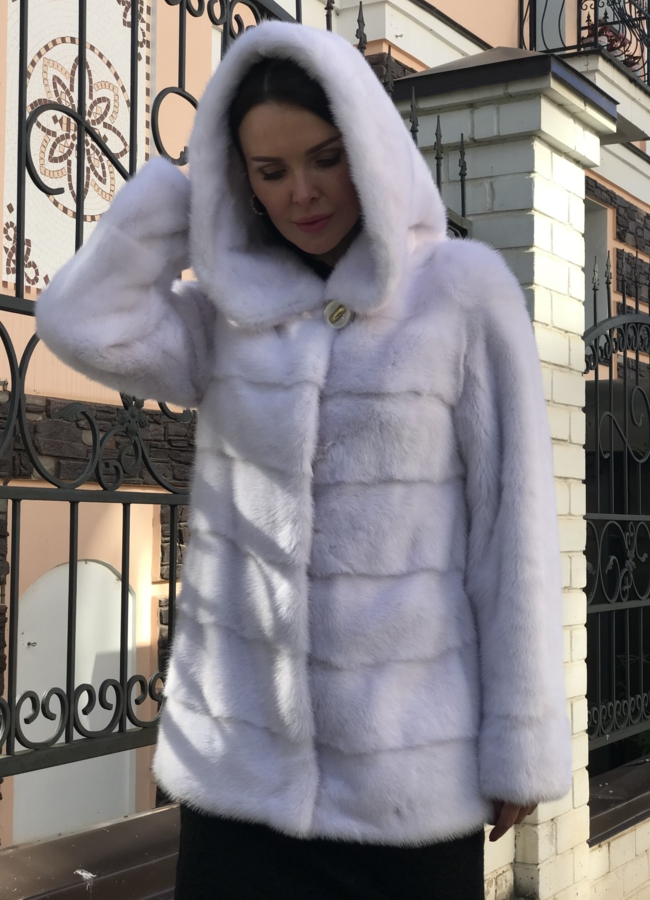 Норковая шуба укороченная с капюшоном модель № 94515 в кредит