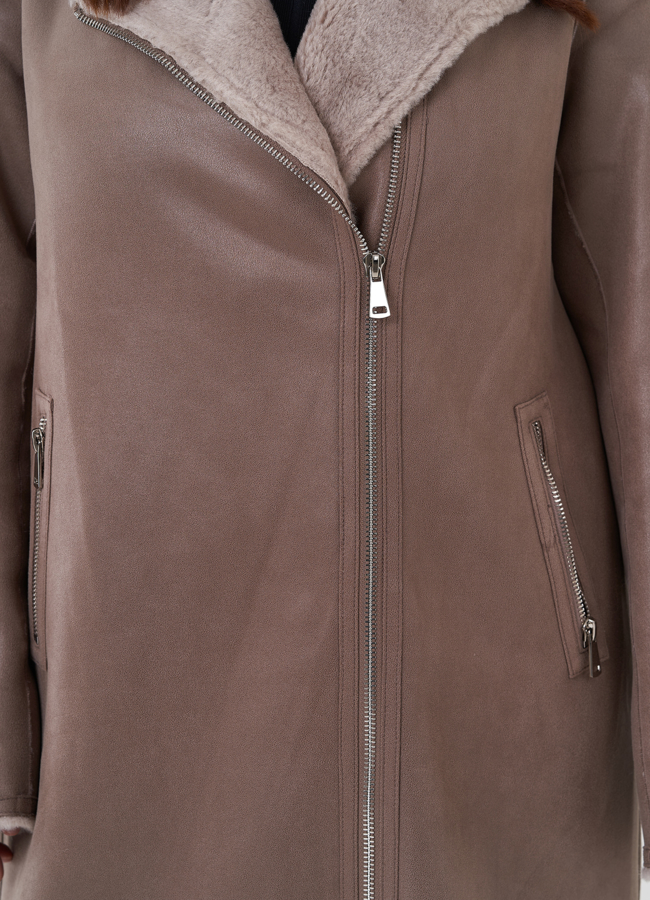 Женская дубленка  из эко замши  модель № 81993 универмаг малина