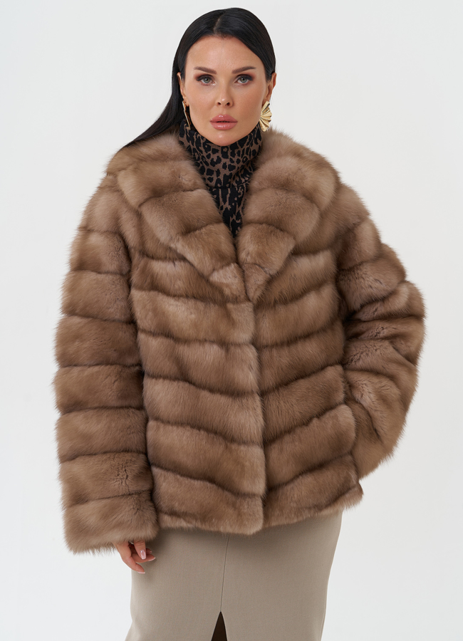 Шуба из меха куницы модель № 28435 универмаг малина