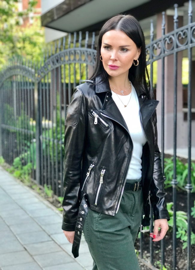 Кожаная куртка черного цвета модель № 10619 универмаг малина Кожаная куртка черного цвета модель № 10619 универмаг малина