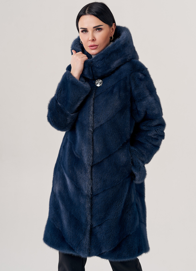 Женская шуба из норки с капюшоном  модель № 23864 меха малина