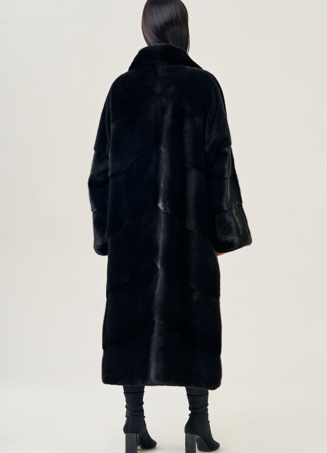 фото Шуба из скандинавской норки с английским воротником модель № 23089