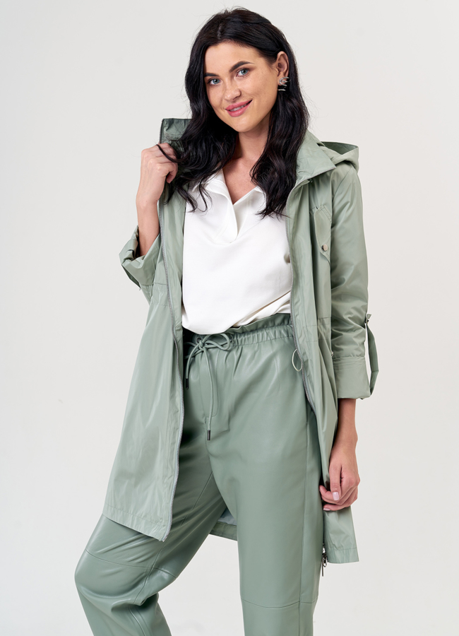 Плащ женский зеленого цвета с капюшоном модель № 21258 универмаг малина