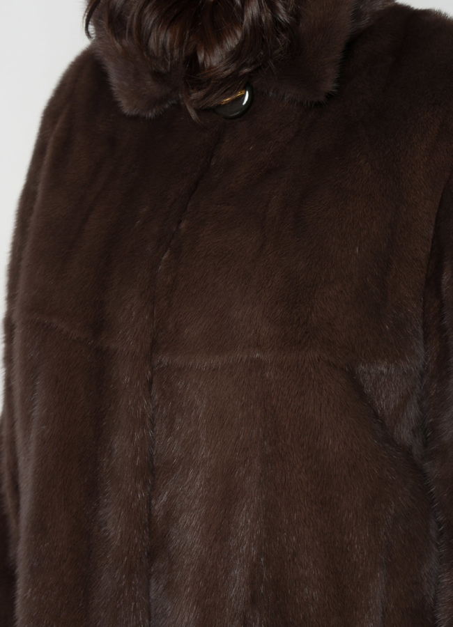 Норковая шуба с капюшоном модель № 21634 универмаг малина