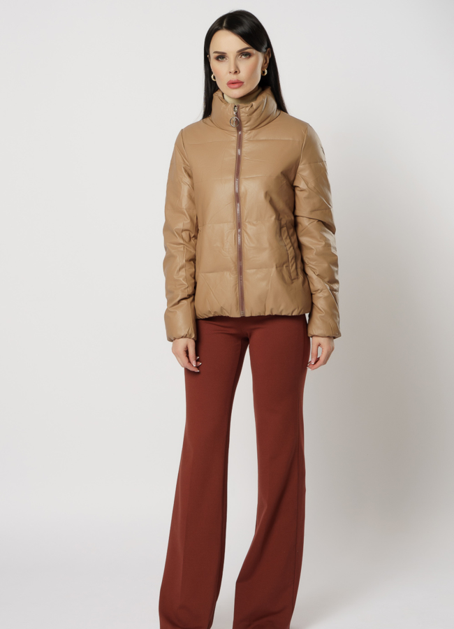 Женская куртка из эко кожи коричневого цвета модель № 20769 в кредит
