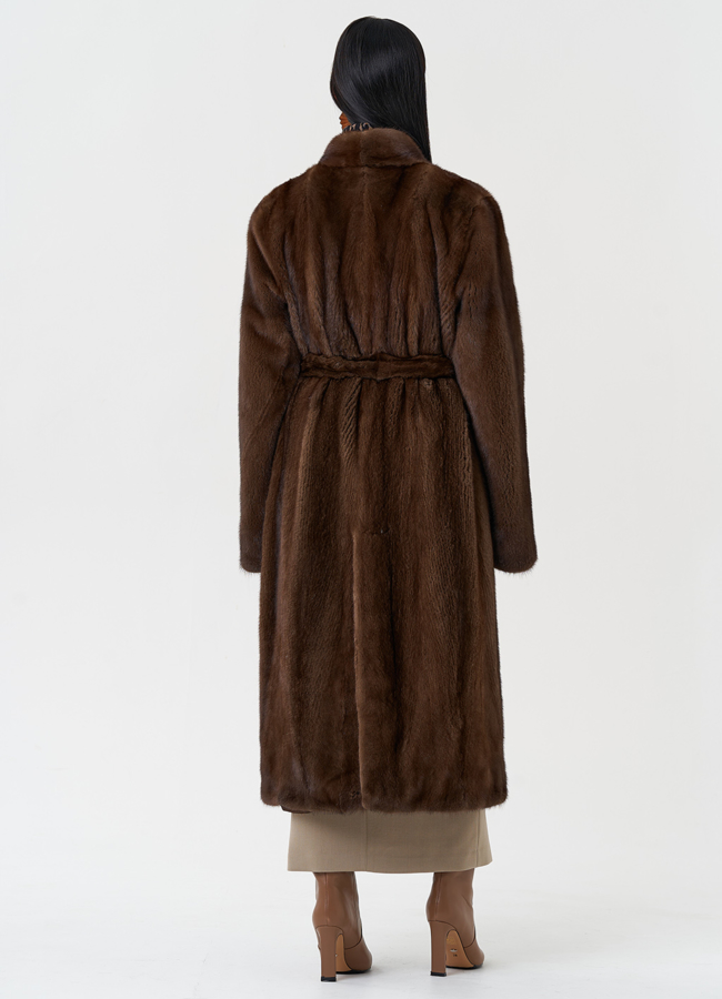 Шуба из меха скандинавской норки модель № 28632 универмаг малина