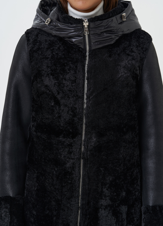Двухсторонняя дубленка из эко кожи с капюшоном модель № 28563 в рассрочку
