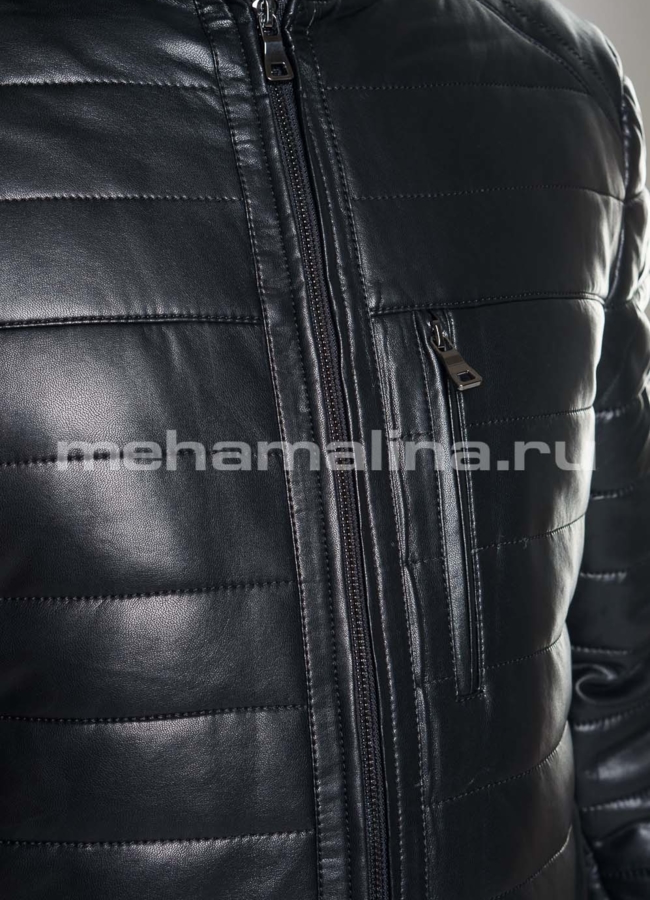 Пуховик из эко кожи черного цвета, на молнии, отделка овчина модель № KP-237 в рассрочку