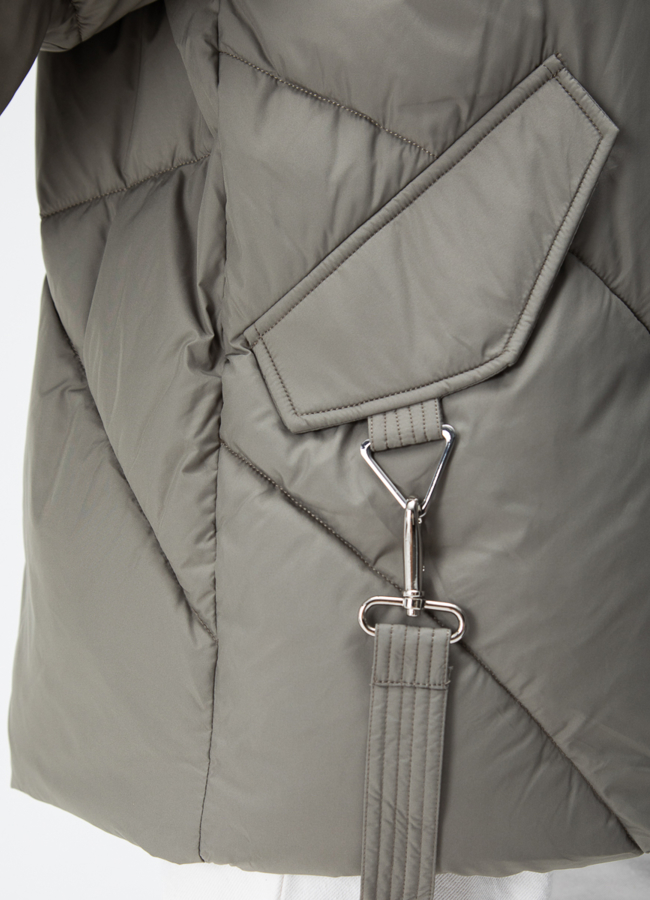 Женский пуховик с капюшоном модель № 28387 универмаг малина