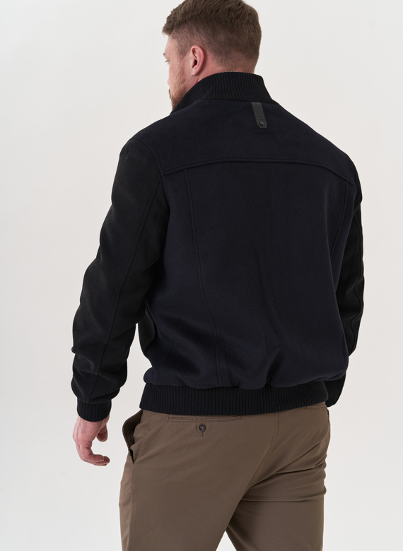 Мужская куртка 