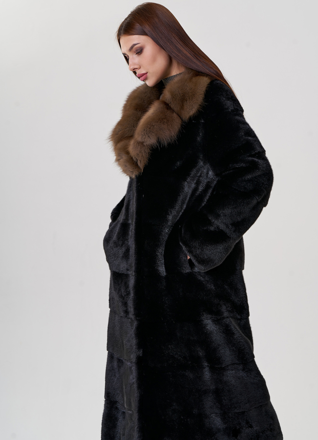 Шуба из норки с английским воротником  модель № 23090 универмаг малина