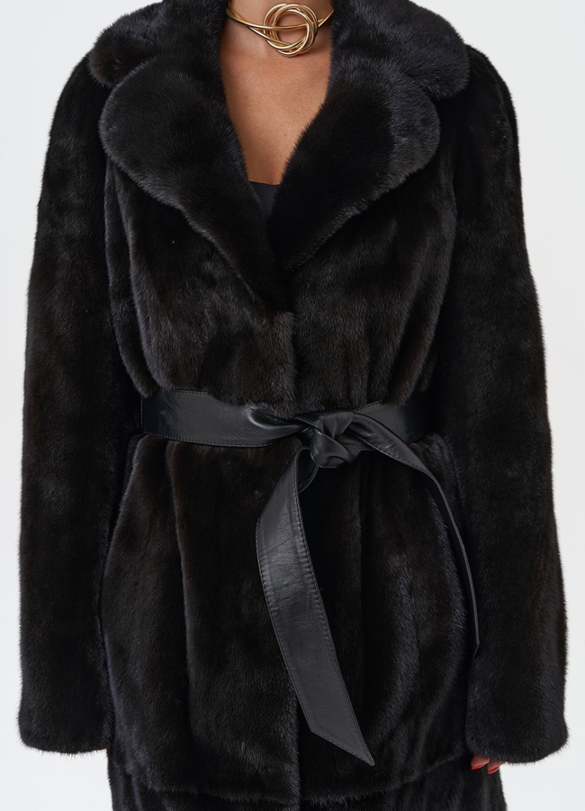 Шуба из меха скандинавской норки  модель № 28919 универмаг малина