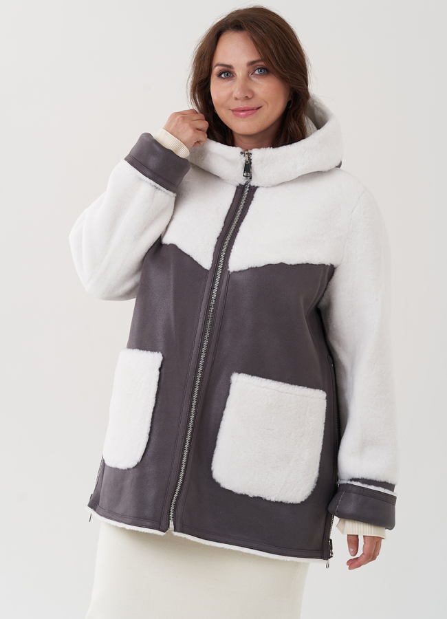 Двухсторонняя женская дубленка с капюшоном модель № 81981 в кредит