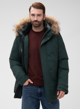 Мужской пуховик с капюшоном из меха енота