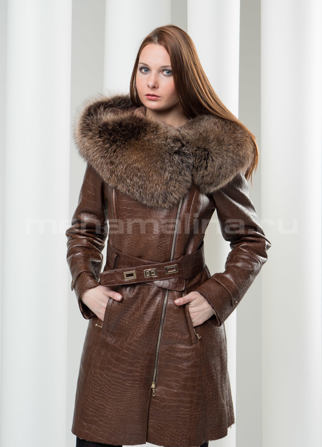 Дубленка с капюшоном модель № D-97 меха малина