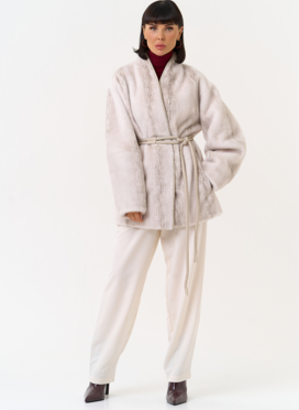 Светлая шуба из эко меха Светлая шуба из эко меха