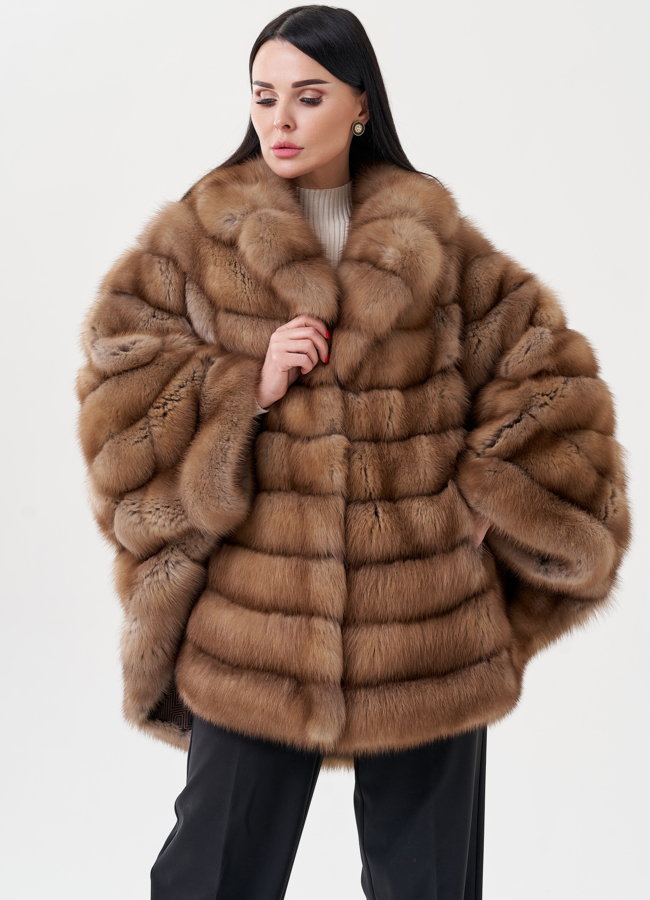 Шуба из куницы с английским воротником  модель № 24500 в кредит