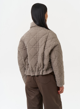 Короткая куртка с воротником стойкой