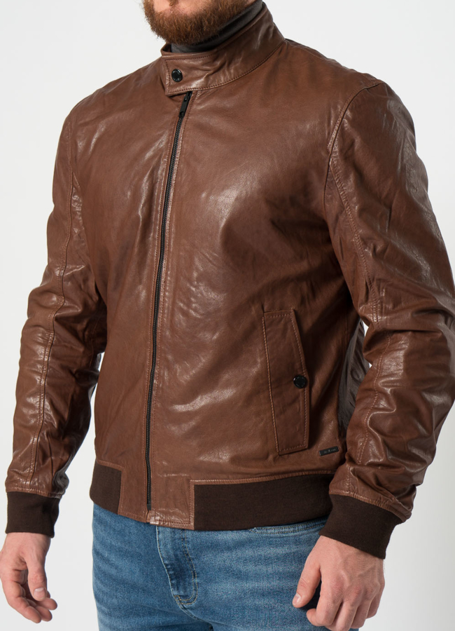 Мужской бомбер в коричневом цвете модель № 21588 универмаг малина