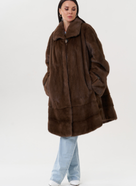 Женская шуба из меха норки