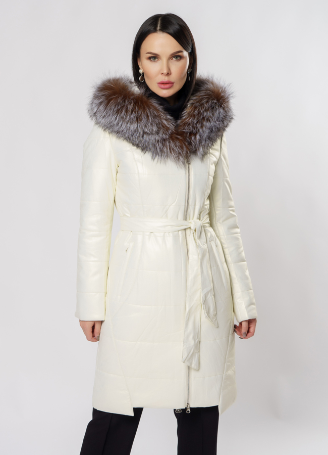 Пуховик из эко кожи на молнии с капюшоном модель № 6127 меха малина