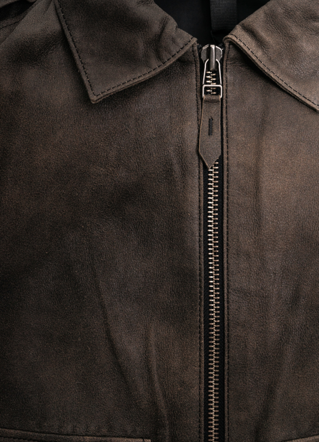 фото Куртка кожаная коричневого цвета модель № 21347