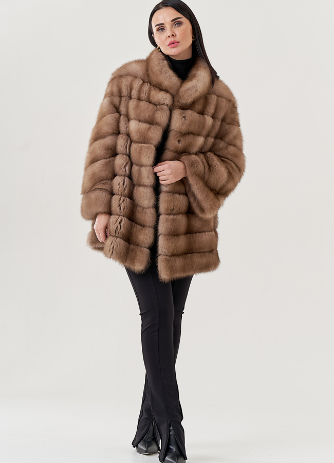 фото Короткая шуба из куницы в цвете тор-тор модель № 77589