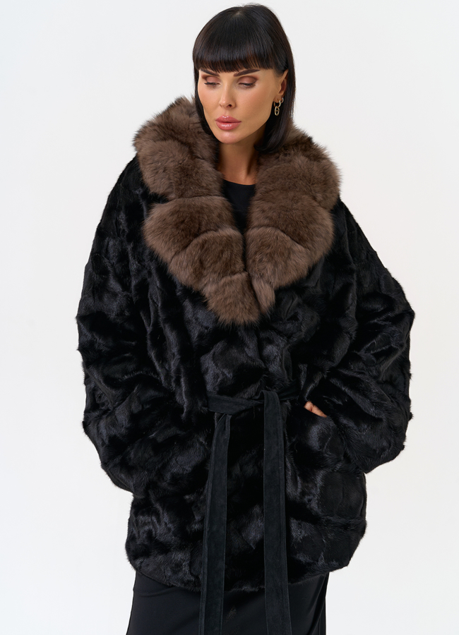 Женская шуба из меха норки  воротником из меха песца модель № 31486 в кредит Женская шуба из меха норки  воротником из меха песца модель № 31486 в кредит