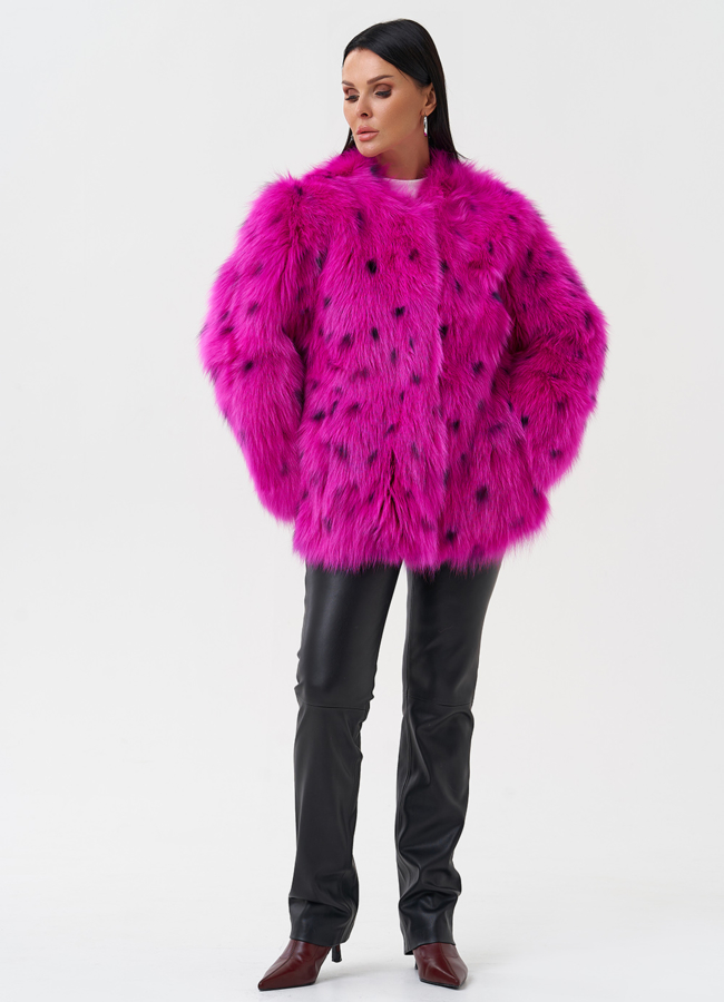 фото Яркая шуба из меха лисы модель № 28592