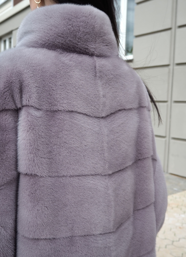 Женское пальто из скандинавской норки 