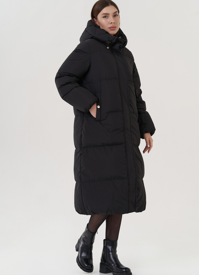 фото Женский пуховик с капюшоном черного цвета  модель № 25085