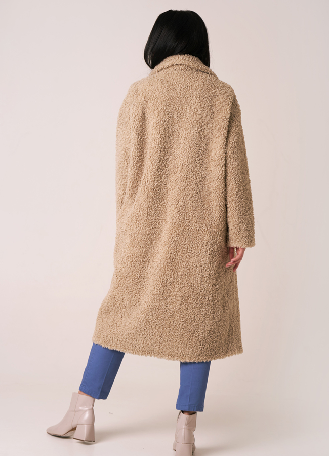 фото Пальто из овечьей шерсти бежевого цвета модель № 1983