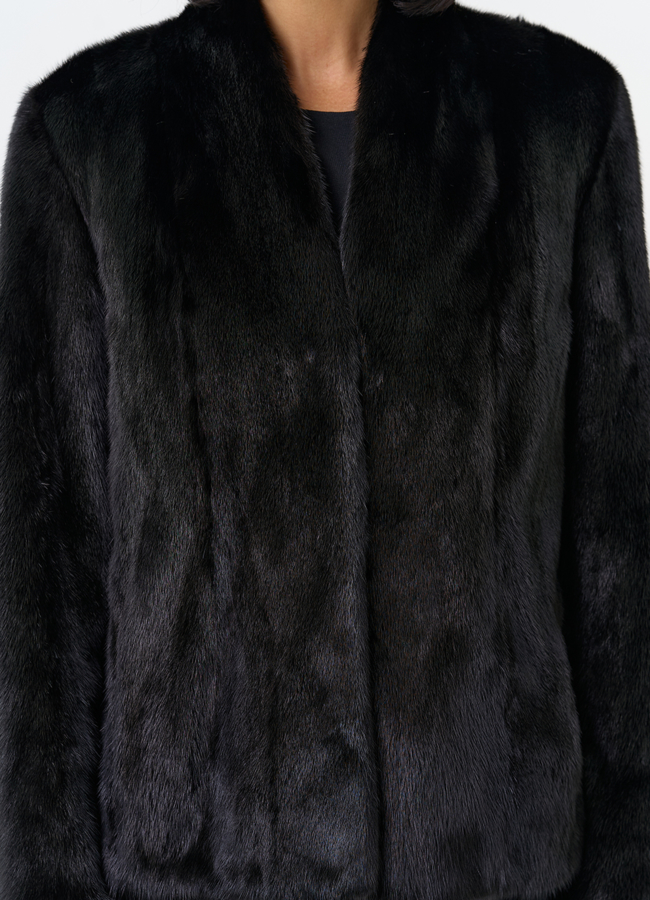 Укороченная шуба из меха норки  модель № 31602 универмаг малина Укороченная шуба из меха норки  модель № 31602 универмаг малина