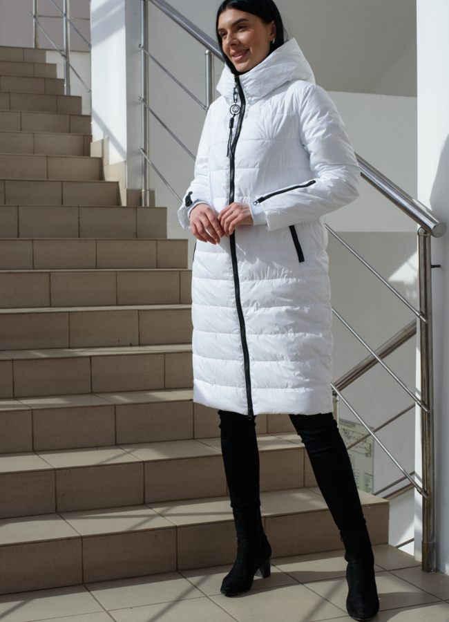 Женское полупальто с капюшоном  модель № 22522 универмаг малина