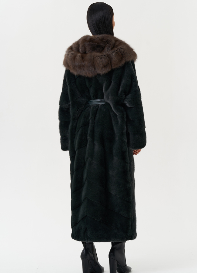 Женская норковая шуба с капюшоном из куницы модель № 27849 универмаг малина